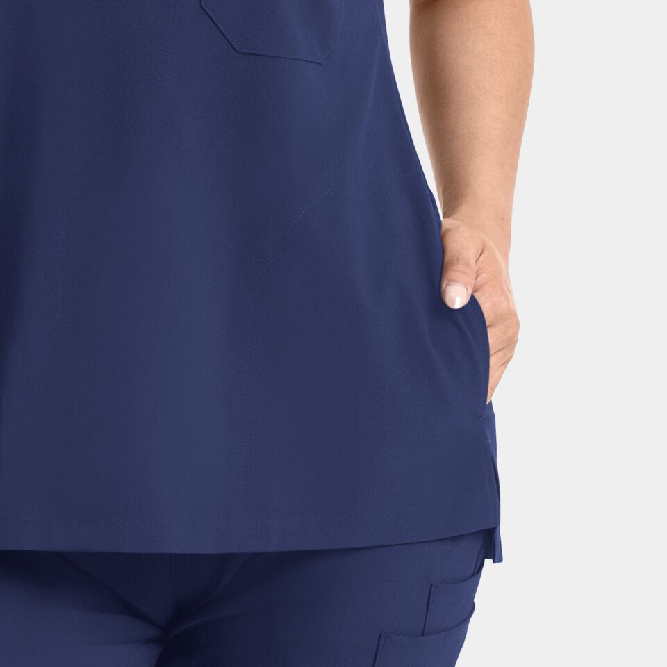 Epic-by-IRG_4804-WomensDolman3PocketTop-NavyBlue-NVY-04-IRG-Scrubs.jpeg Epic by IRG 4804 WomensDolman3PocketTop NavyBlue NVY 04 IRG Scrubs