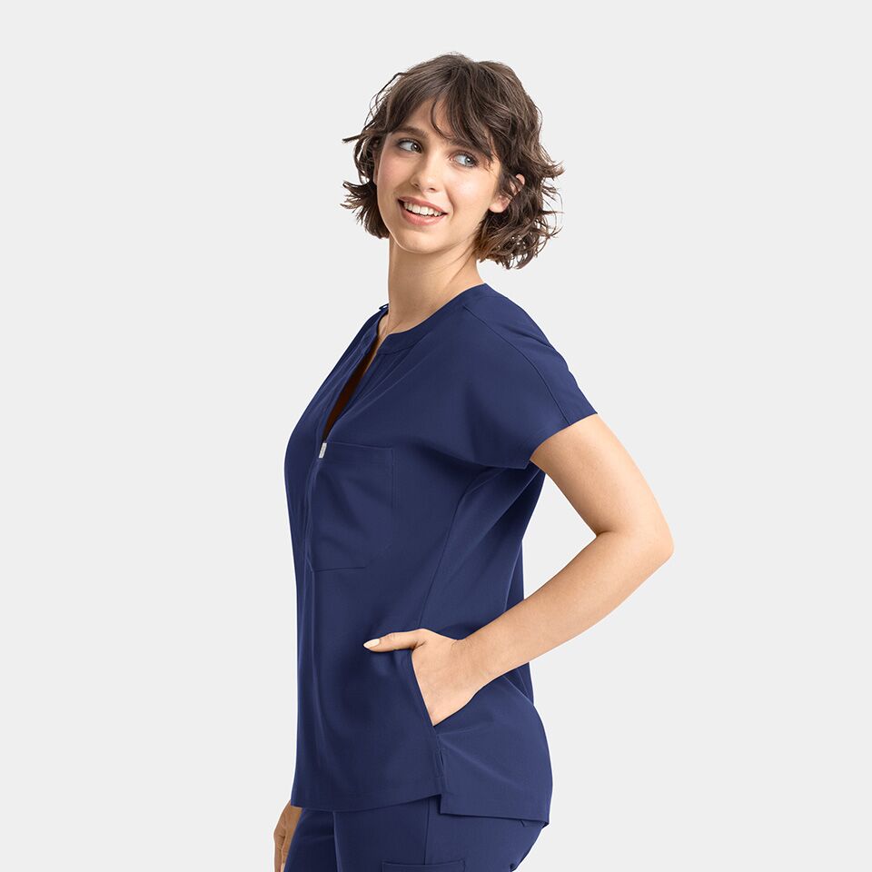 Epic-by-IRG_4804-WomensDolman3PocketTop-NavyBlue-NVY-05-IRG-Scrubs.jpeg Epic by IRG 4804 WomensDolman3PocketTop NavyBlue NVY 05 IRG Scrubs