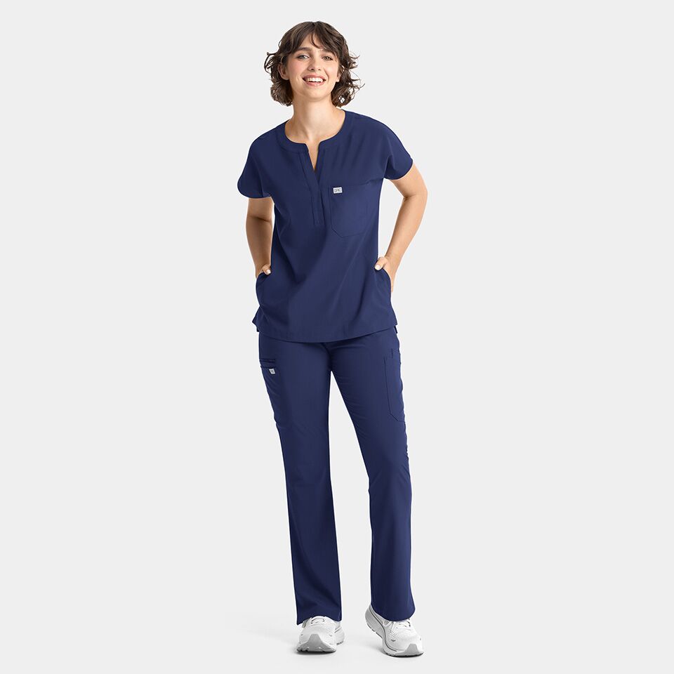 Epic-by-IRG_4804-WomensDolman3PocketTop-NavyBlue-NVY-06-IRG-Scrubs.jpeg Epic by IRG 4804 WomensDolman3PocketTop NavyBlue NVY 06 IRG Scrubs